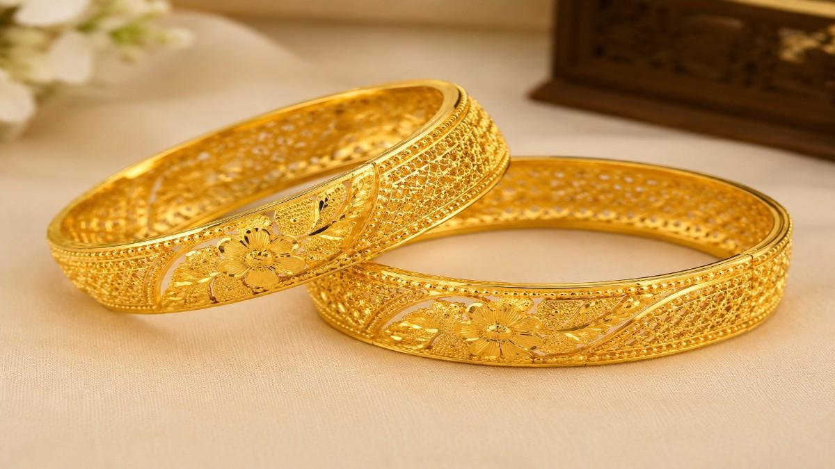 सोने के बाजार में बड़ा यू-टर्न रिकॉर्ड महंगाई के बीच Gold ETF से खिंचे हाथ HDFC म्यूचुअल फंड की पाबंदी और आम जनता पर पड़ा सीधा असर