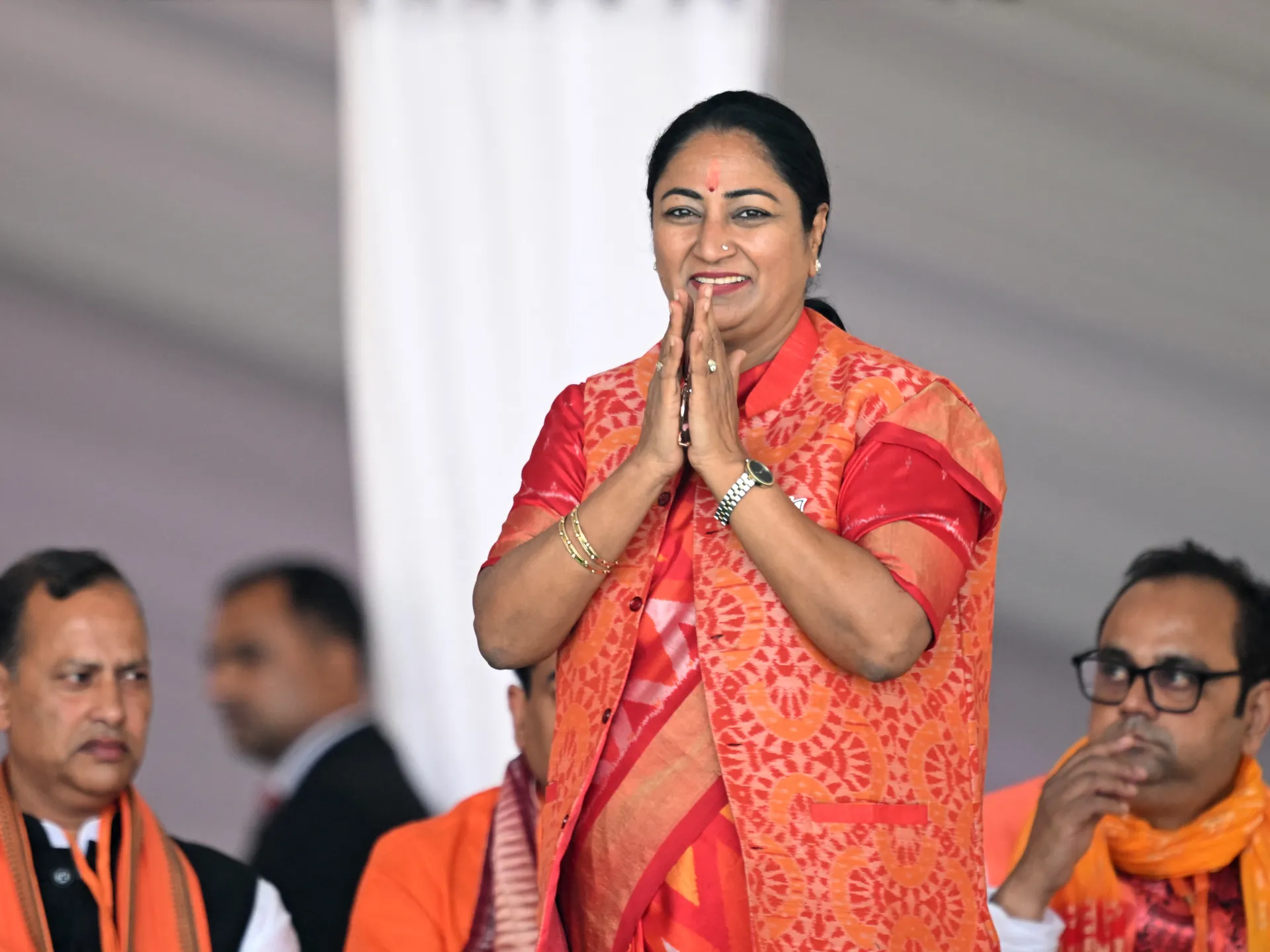 दिल्ली लक्ष्मी योजना 2026: सीएम रेखा गुप्ता ने महिलाओं को दिया तोहफा, इस तारीख से हर महीने मिलेंगे ₹2,500