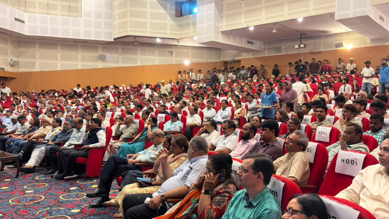 Jamia Millia Islamia News: जामिया के 3,600 से अधिक छात्रों और स्टाफ ने ली नशा मुक्त भारत की शपथ
