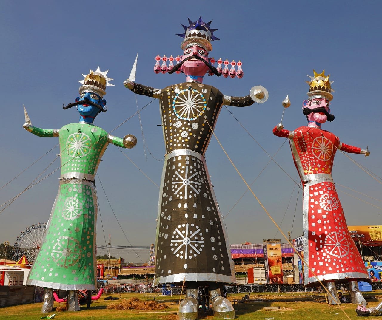 Luv Kush Ramlila 2026: लाल किले पर इस बार अनोखा रावण देगा दिल्लीवालों को अहंकार, ट्रैफिक और प्रदूषण खत्म करने का संदेश